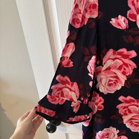 Kate Spade Rambling Roses Ruffle Shift Dress, Medium - Picture 3 of 7